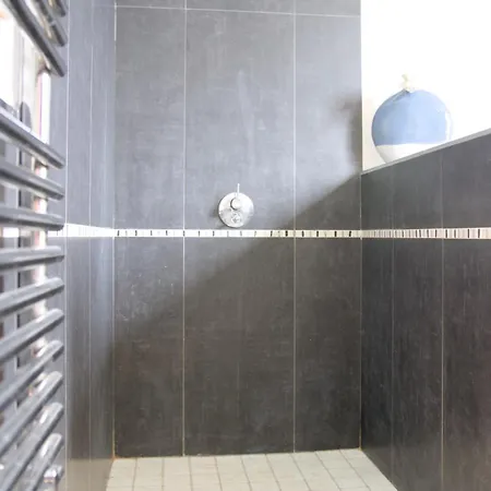 Du Chateau Le Noble 3*