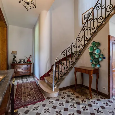 Du Chateau Le Noble Πανσιόν Saint-Germain-du-Puch