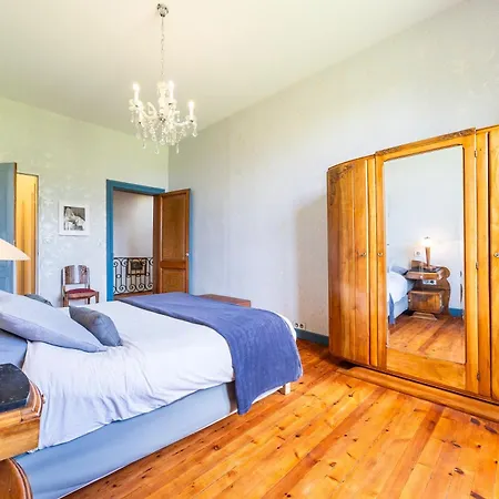 Πανσιόν Du Chateau Le Noble 3*
