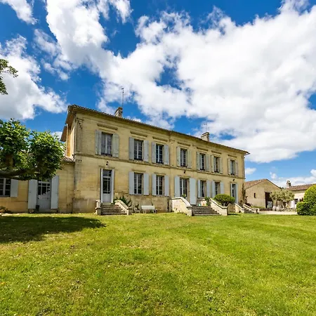 Πανσιόν Du Chateau Le Noble