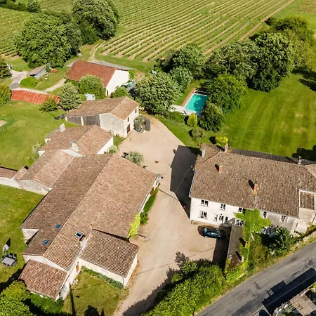 Du Chateau Le Noble