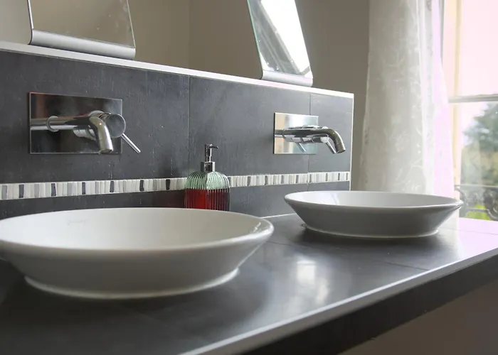 Pensionat Du Chateau Le Noble Saint-Germain-du-Puch