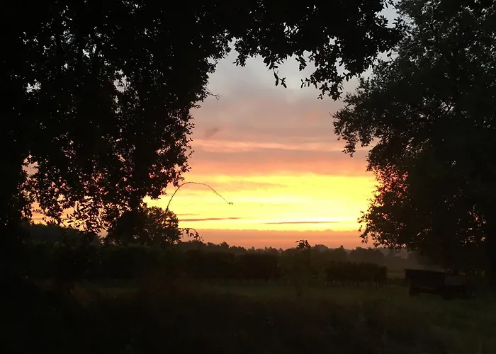 Du Chateau Le Noble Pensionat 3*